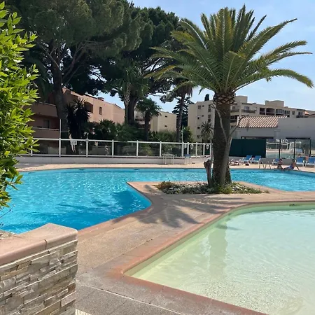 2 Pieces Piscine Vallauris
